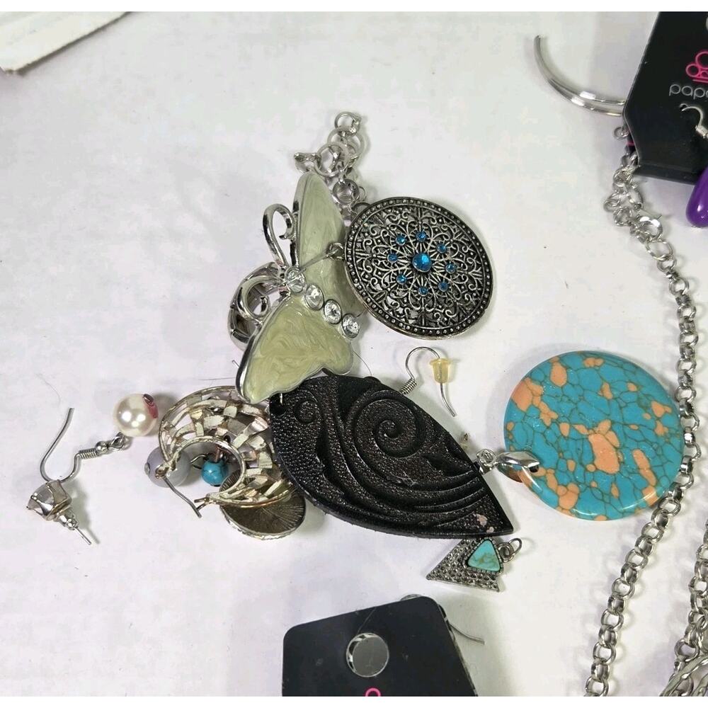 Paparazzi Lot 50+ Pc Mixed Costume Jewelry Necklaces Earrings Bracelets Rings - Picture 2 of 8